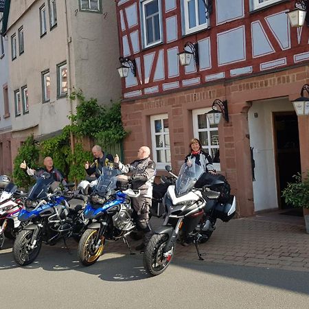 Brunnenputzer Pension Restaurant Kulsheim Экстерьер фото