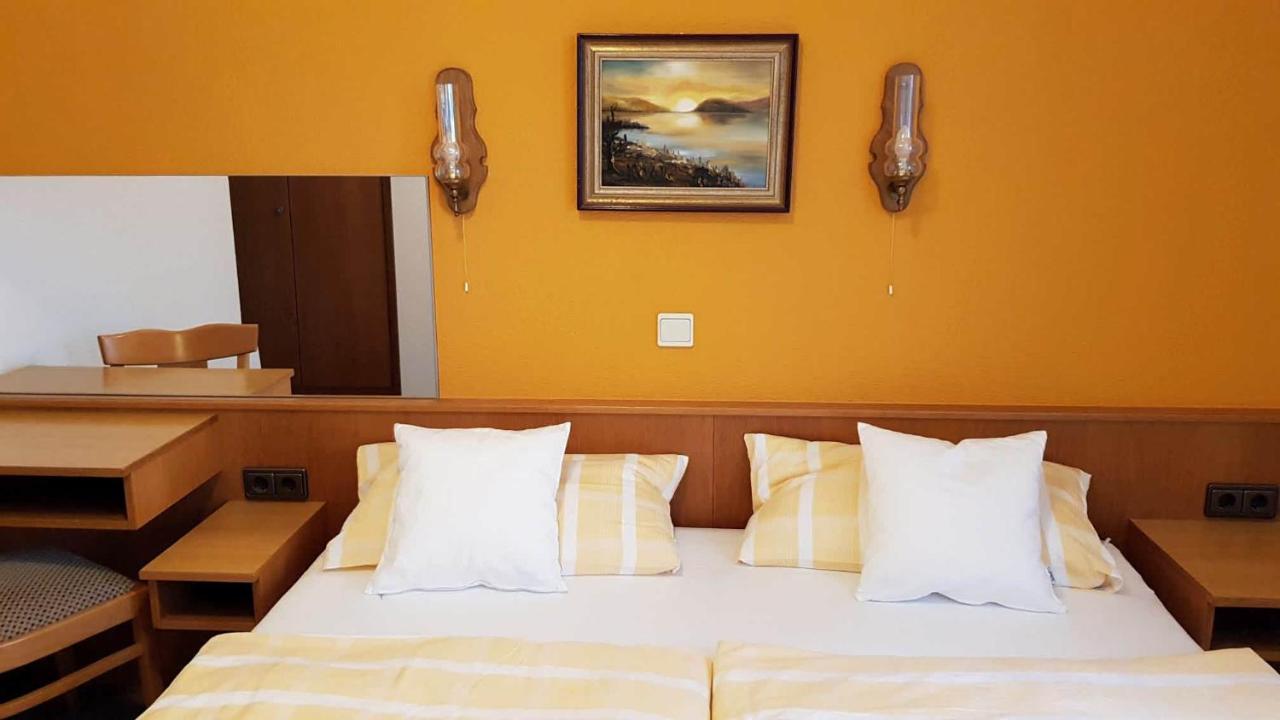 Brunnenputzer Pension Restaurant Kulsheim Экстерьер фото