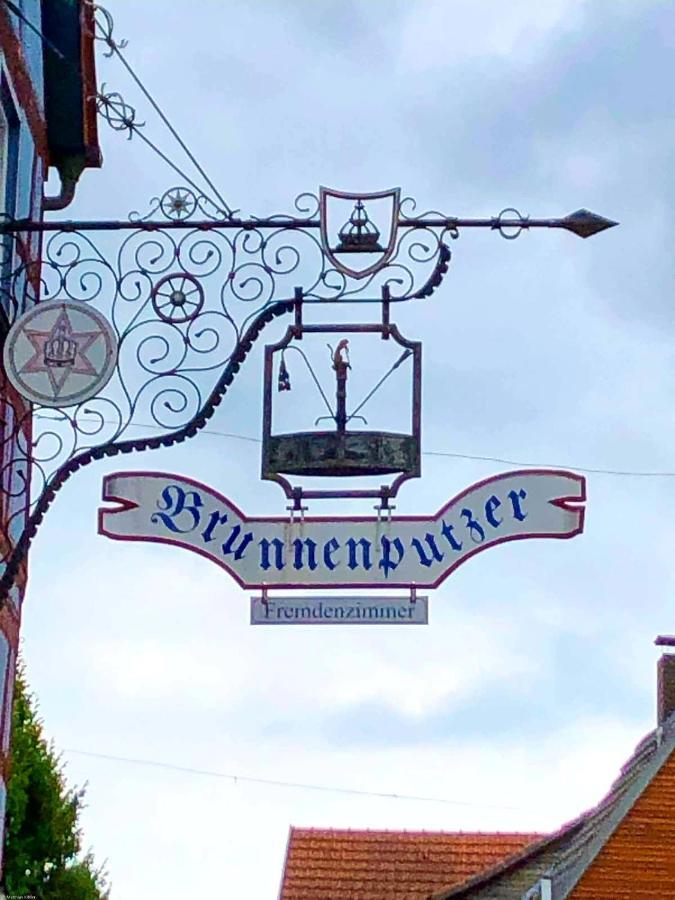 Brunnenputzer Pension Restaurant Kulsheim Экстерьер фото