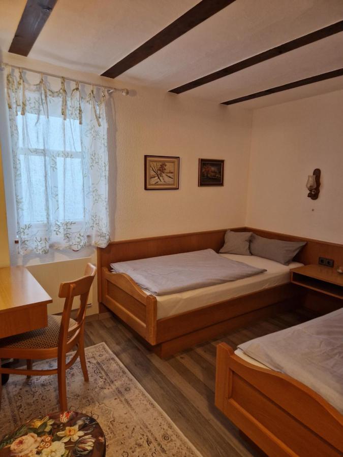 Brunnenputzer Pension Restaurant Kulsheim Экстерьер фото