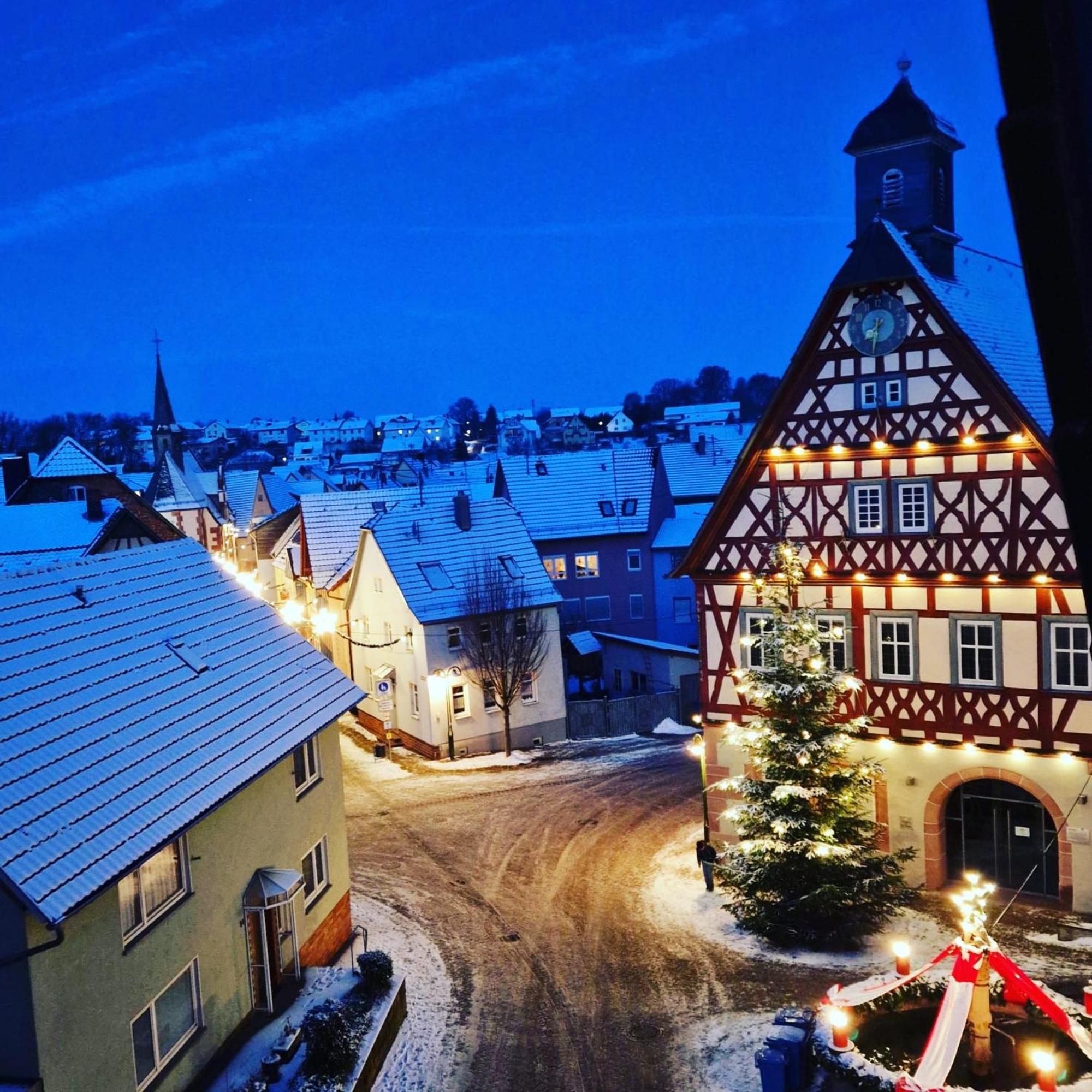 Brunnenputzer Pension Restaurant Kulsheim Экстерьер фото